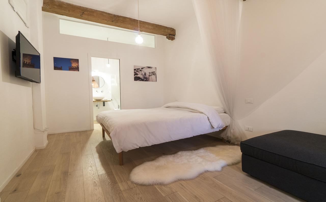 Lovely Studio D'Azeglio By Studio Vita Bologna Eksteriør billede